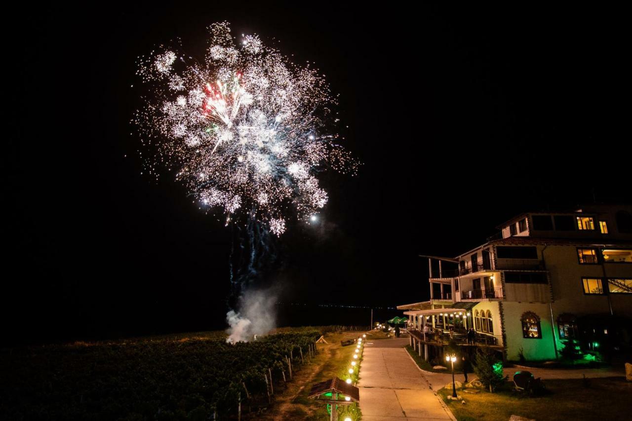 Mechka Seven Generations Winery Hotel מראה חיצוני תמונה